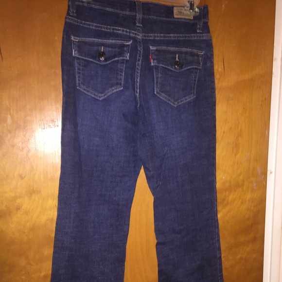 𝅺Women Levi perfectly slimming boot cut jeans rinse - Picture 1 of 3